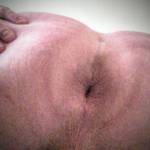 Love spreading my naked arse wide hmmm