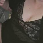 Just sitting here in my sexy lingerie, wainting for u to come and take a look.
U like what u see? What would u do to/with me?