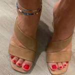 For the feet lovers , you like ?