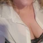 I love showing off my tits when I go out with friends... would you hit on me if you saw me?