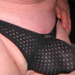 my new mesh thon with a cockring
nice bulge eh,
