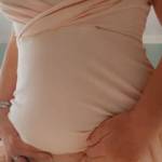 Ooops I’m not sure this dress is appropriate… I keep popping out. What do YOU think? 💋😉