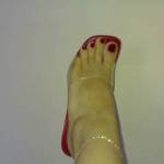 i love to have mz feet worshiped by my husband