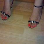 worship my feet.