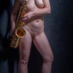 A little music intermission before the next set of photos goes up.......