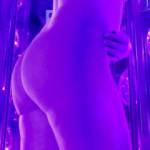 She's always so good about sending me pics when she's tanning!!