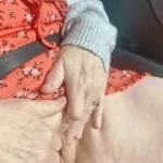 Quick stop at the store to get snacks for the beach. Don't need knickers, it's too hot.