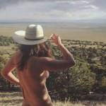Nothing between her and the horizon.🤠