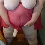 Another one for the ladies 😉 would love a bi playmate....any ladies out there that want a play, don't hesitate to come and say hi 👋 😉 MrsL xx