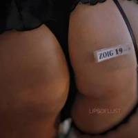 You may even catch a glimpse of someone attempting to take pics of their butt in the garden 🍑🌴🌸