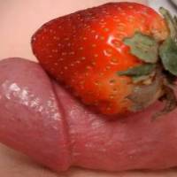 Dick Chameleon looking like a juicy strawberry.