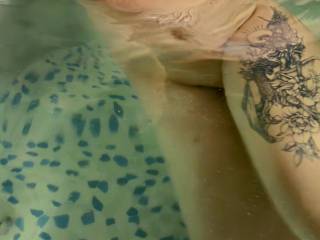 Relaxing how you should in a hot tub