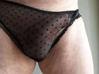 Wearing women\'s panties makes me very horny.