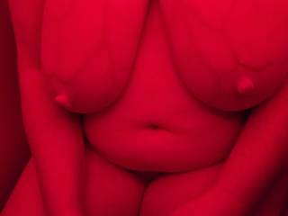 Don't you love how my big tittie veins show so much under the red light in the sauna