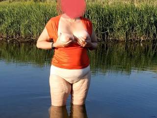 Went for a fuck with hubby. 1st some wet outdoor pics.