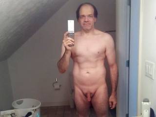 Nude selfie