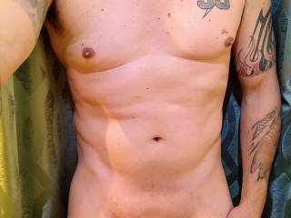 Getting ready to hop in the shower... Anyone wanna soap me up?