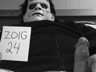 Even Frank gets horny! Happy Halloween! 🎃