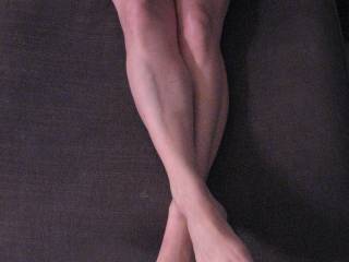 Strong legs, beautiful complexion, and cute, ticklish feet...WoW !!