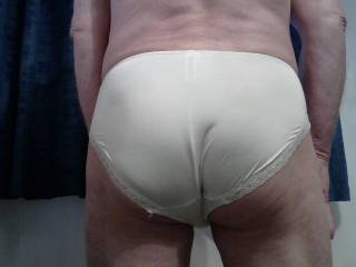 I do like knickers that cover my bum