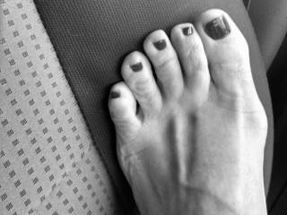 Beautiful shot...love a good b&w close up, especially of truly sexy feet n toes :) Gorgeous!