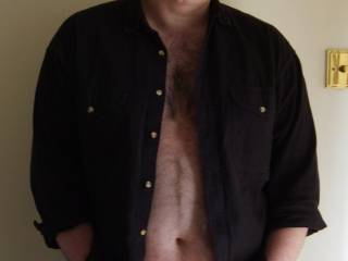 I am a 34 year old male, new to the swinging scene, eager to meet single females and couples in wiltshire, dorset, somerset and hampshire.