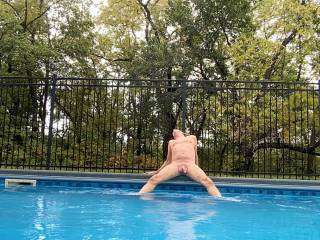 Another pose for my friends who like body shots!