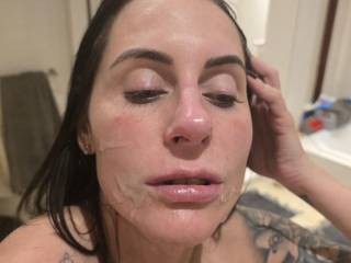 Looking at my load on her face