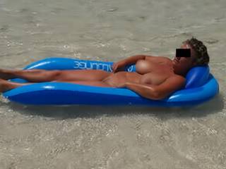 After this pic my hubby fucked me on this floating bed