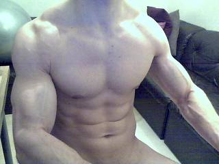 Man, that's a rock hard muscular bod and would love to feel your bod in more ways than one!!!!!