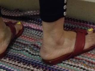 this iam do when firt meets husban and  him say is feet of lady asian him ecite an lovelots 👩🦶🦶👠👡💅🍆👴😊😊😊😊😊😊😊😍😍😍😍