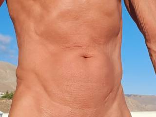 On holiday and enjoy the October morning sun on Crete 😎
