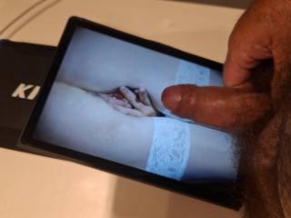 Stroking for the very sexy fx161