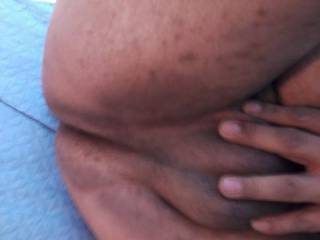 Ass crack n balls,  sexy yes??
