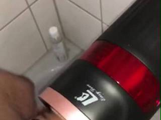 Cum with mi nee fucktoy