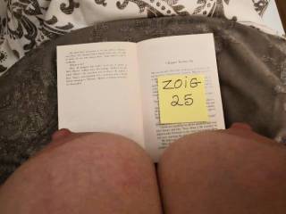 It\'s kinda hard to concentrate 😉