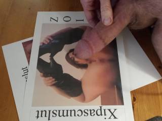 I\'m all ready for XIPASCLUMSLUT to watch me splash my cum on her!