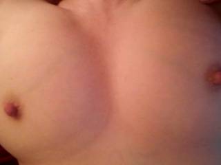 A selfie of my tits that I sent to a friend and now decided to share with everyone.