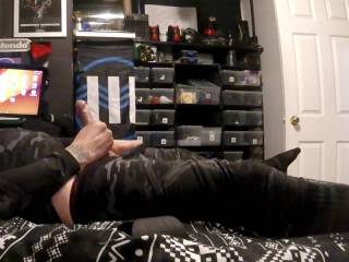 ​I tried my best to hold back, but the intensity of the sleeve eventually pushed me over the edge. That was an incredible finish."