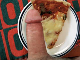 Cooking with Rod: Pizza with extra meat.
