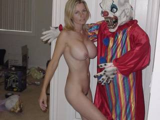 mmm you are absolutely flawless from head to toe, very sexy pic!
