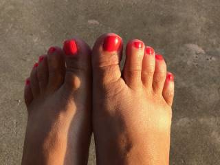 Hot feet and toes of my 