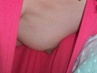 Man I'd like to suck on that!!!