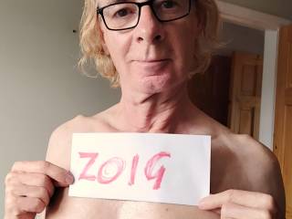 I am real and do you like my tits?    i hope so....