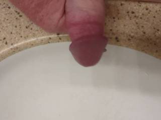 Jerking off into my sink