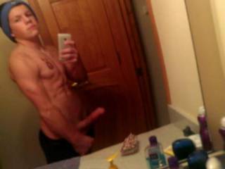 Helllllla horny 18 yr wants to have fun