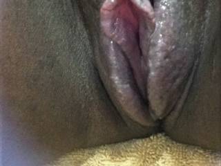 love seeing this juicy chocolate pussy