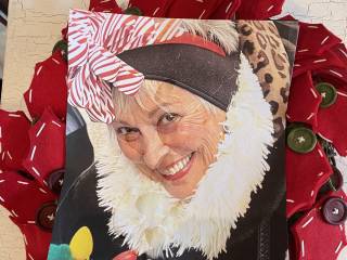 Marie all decked out in her Christmas attire she always loves facials that’s why she looks so nice Merry Christmas 🎄 Marie