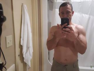 Picture taken in a hotel mirror anyone in va 22980 interested