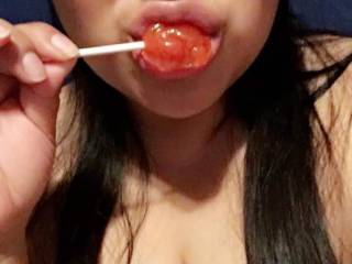 Lollipop got me horny ;)